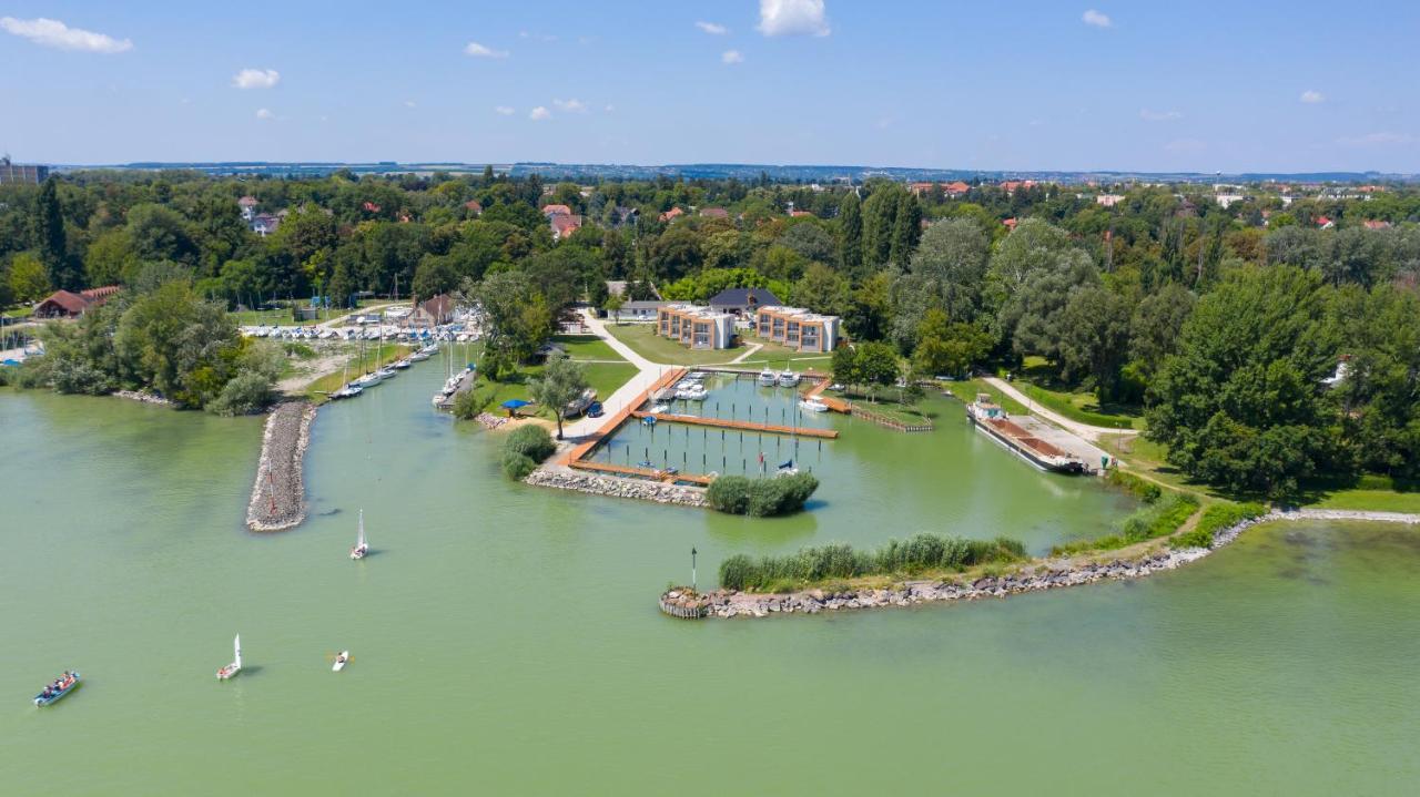 Akvarium Apartmanhazak Keszthely Exteriér fotografie